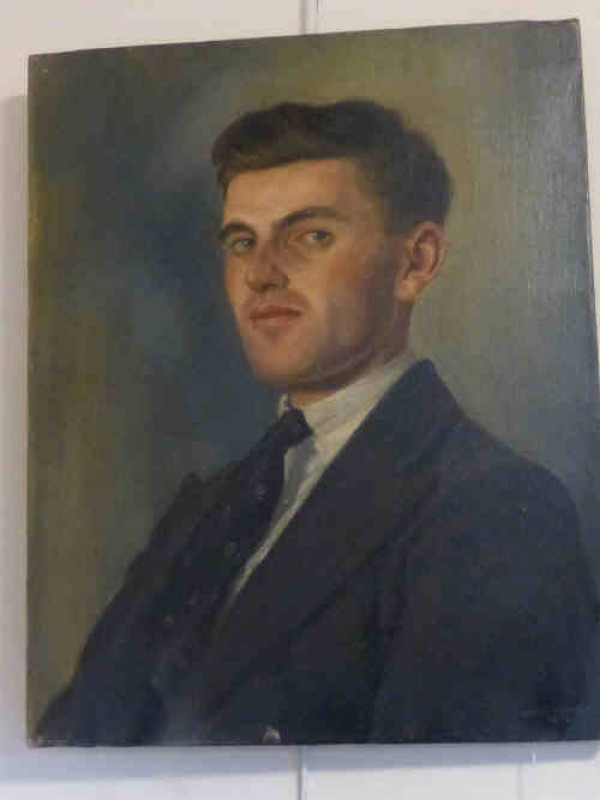 Fred Trewin 1935, Portrait of a Gentleman, oil painting on canvas, 53cm x 43cm, unframed