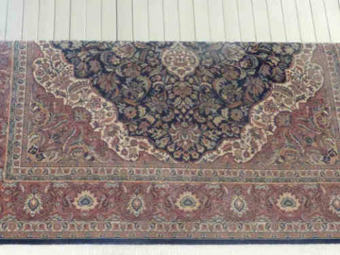 Blue Ground Floral Design Wool Rug, 2.00m x 3.00m