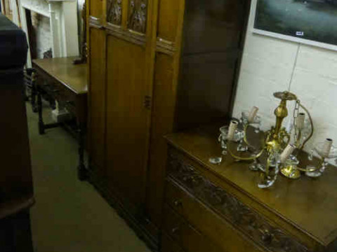 Three-piece Oak Bedroom Suite comprising single door wardrobe, four drawer...