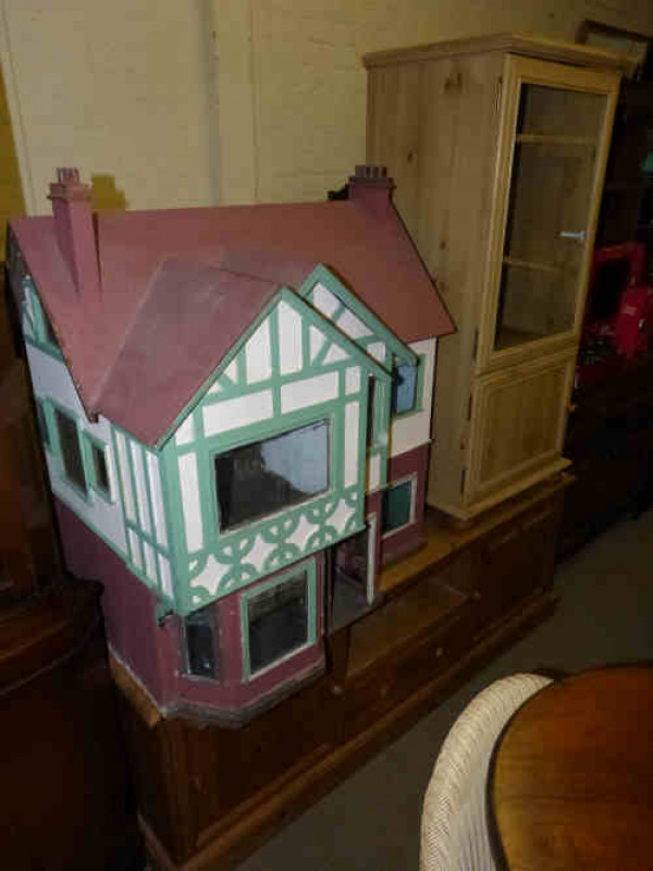 Pine Glazed Hi-Fi Unit, Pine Side Unit and Large Dolls House