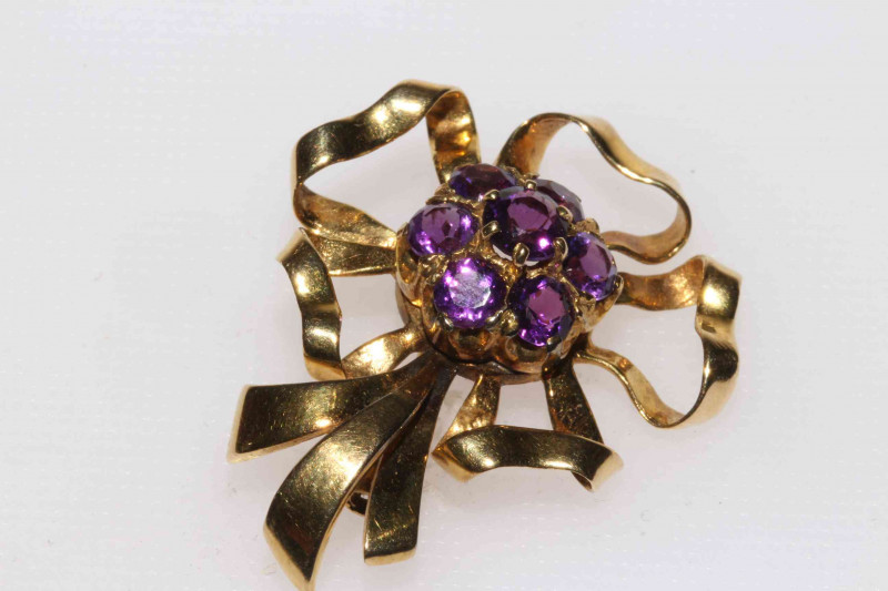 9ct gold amethyst set ribbon bow brooch