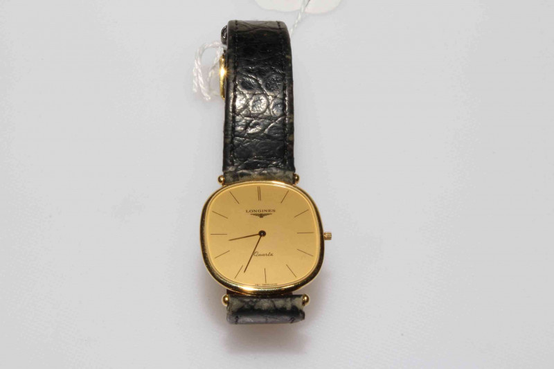 Longines 18ct gold cocktail watch with quartz movement, boxed