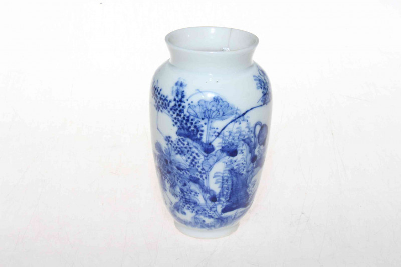 Small Chinese blue and white vase