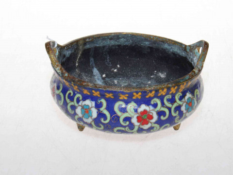 Chinese cloisonne censor with seal mark to base, 14.5cm dia