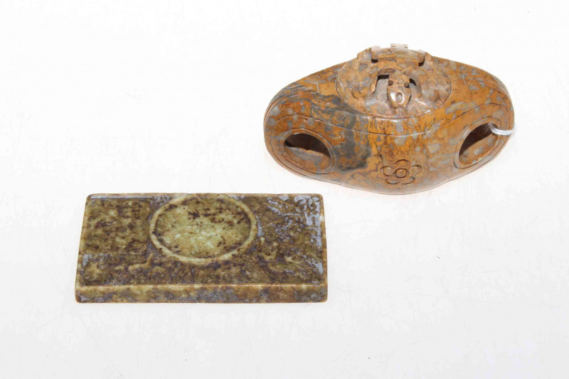 Chinese small hardstone tablet and small censor (2)