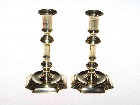 Pair of 18th century brass candlesticks, 17cm