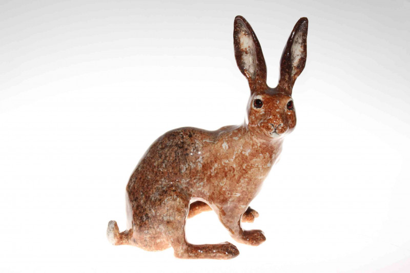 Winstanley pottery brown hare, size 9